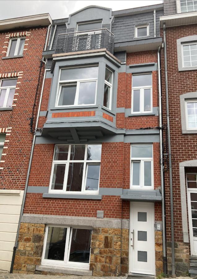 Les Duplex De La Place Des Ecoles Spa Eksteriør billede