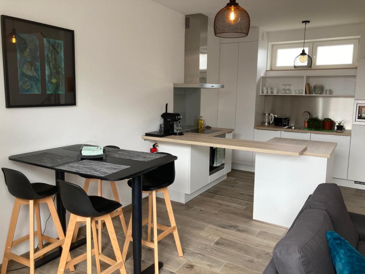 Les Duplex De La Place Des Ecoles Spa Eksteriør billede