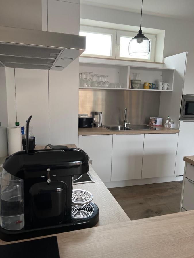 Les Duplex De La Place Des Ecoles Spa Eksteriør billede
