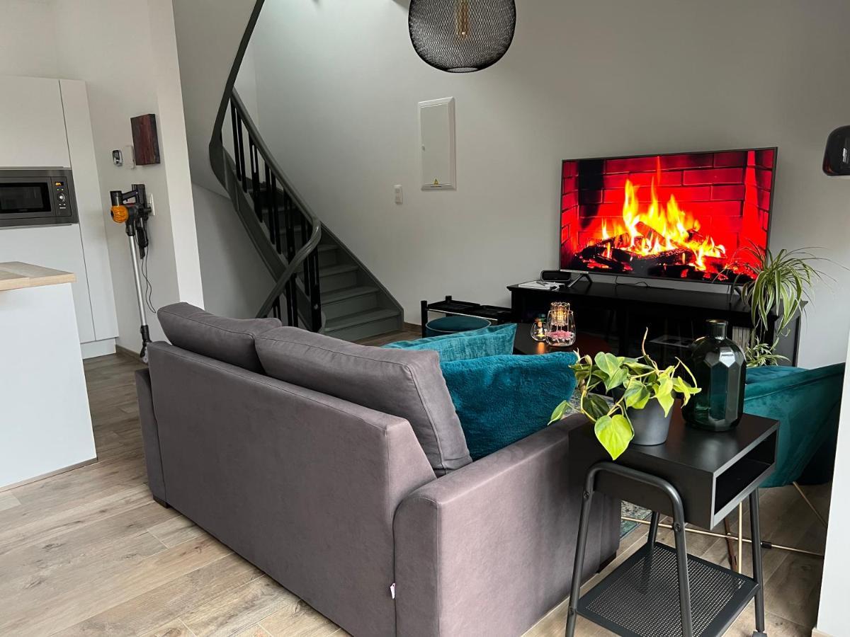 Les Duplex De La Place Des Ecoles Spa Eksteriør billede